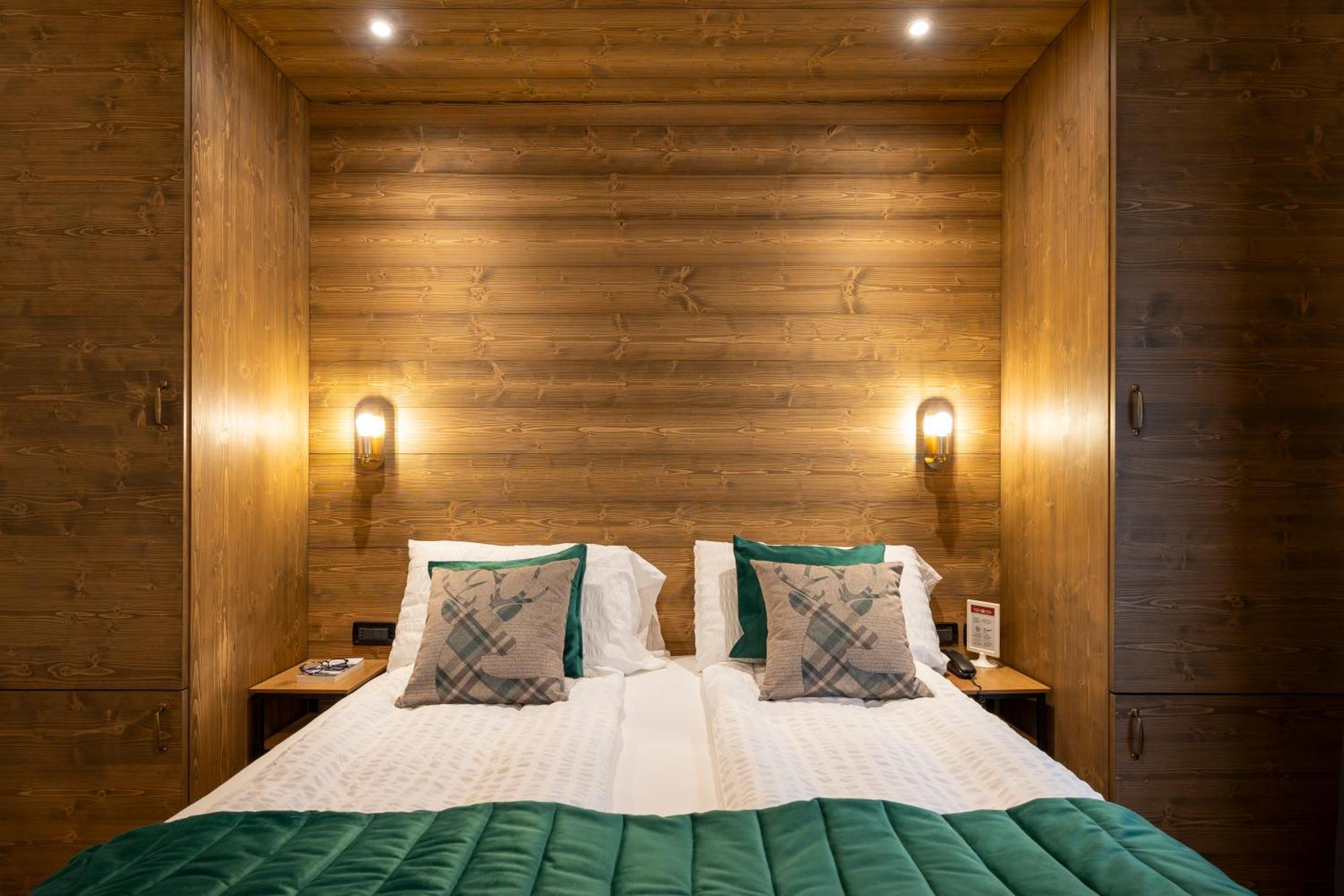 Hotel Derby Фолгарида Екстериор снимка